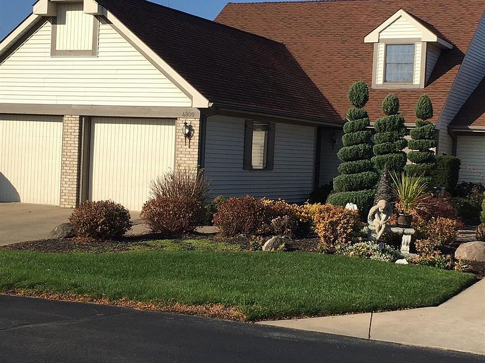 1st image of 4809 Lake Ct #1