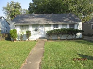 1704 Lyons Ct, Waukegan, IL 60085