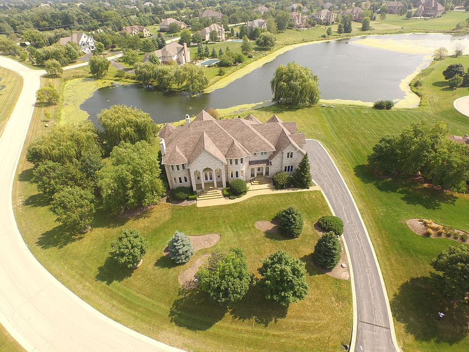 1st image of 6 Regan Ln