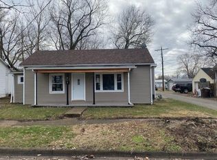 213 W Corwin St, Circleville, OH 43113