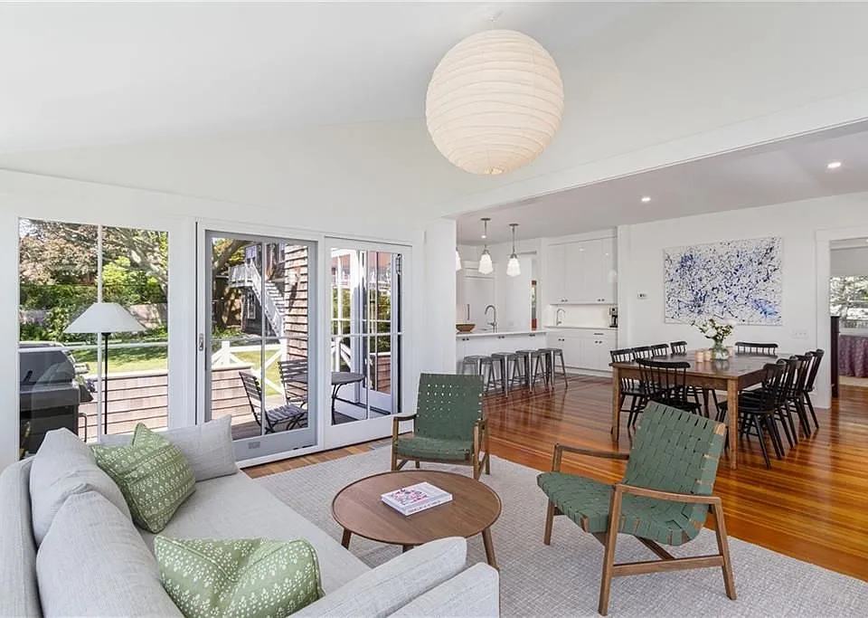 47 Longfellow Rd