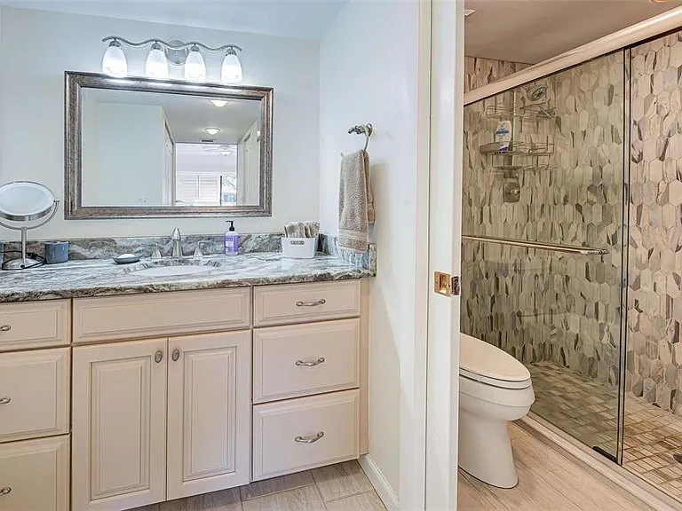 1740 Landings Blvd #39 — Photo 37
