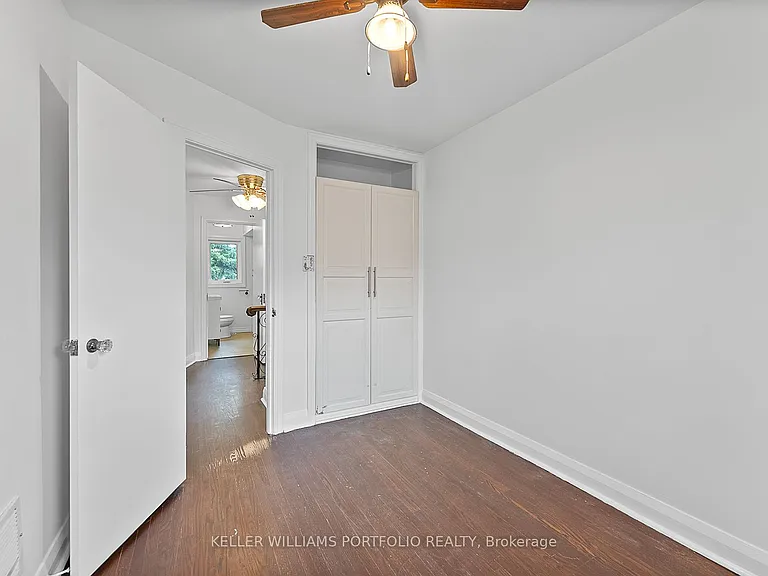 40 Scarboro Cres — Photo 36