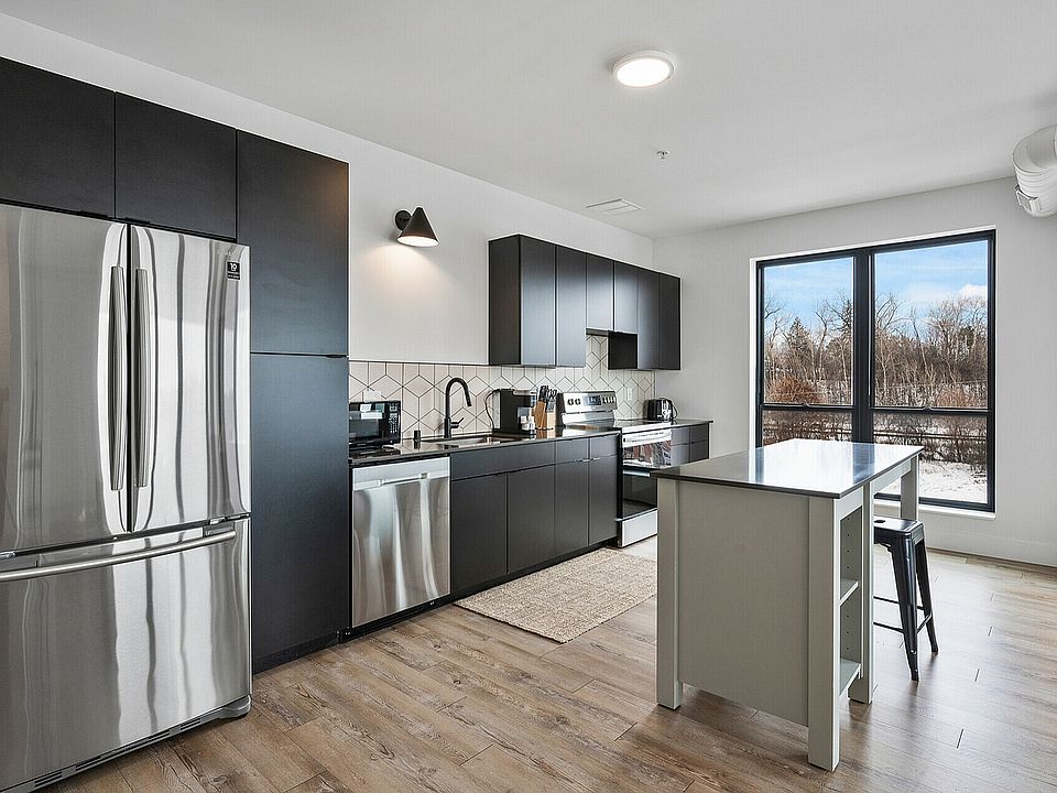 24_4900_Cedar_Lake_Unit_3014_mls