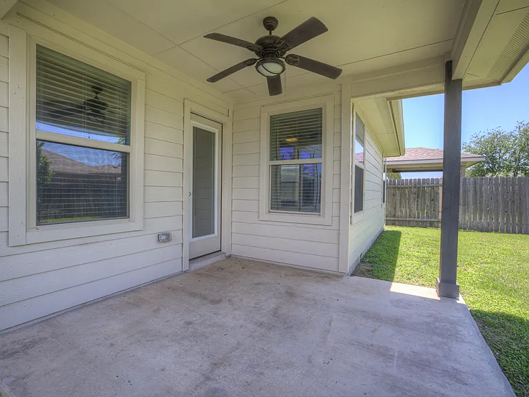 128 Sage Meadows Dr — Photo 25