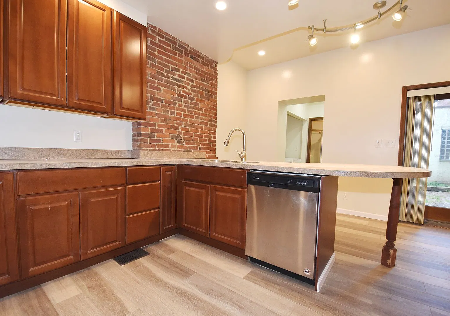 Kossam Properties LLC — Photo 3
