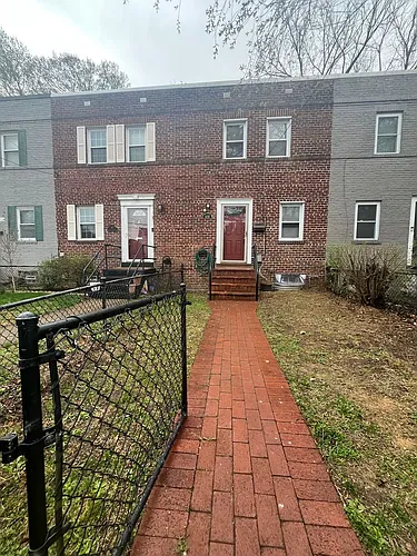 409 Laverne Ave Photo 1