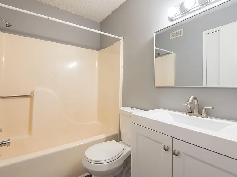 4439 Townhouse Way — Photo 14