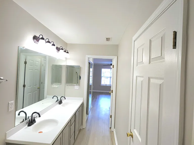 6415 Saint Bernard Way — Photo 15