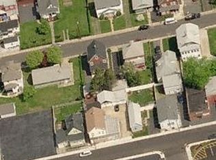 1615 48th St, Des Moines, IA 50310