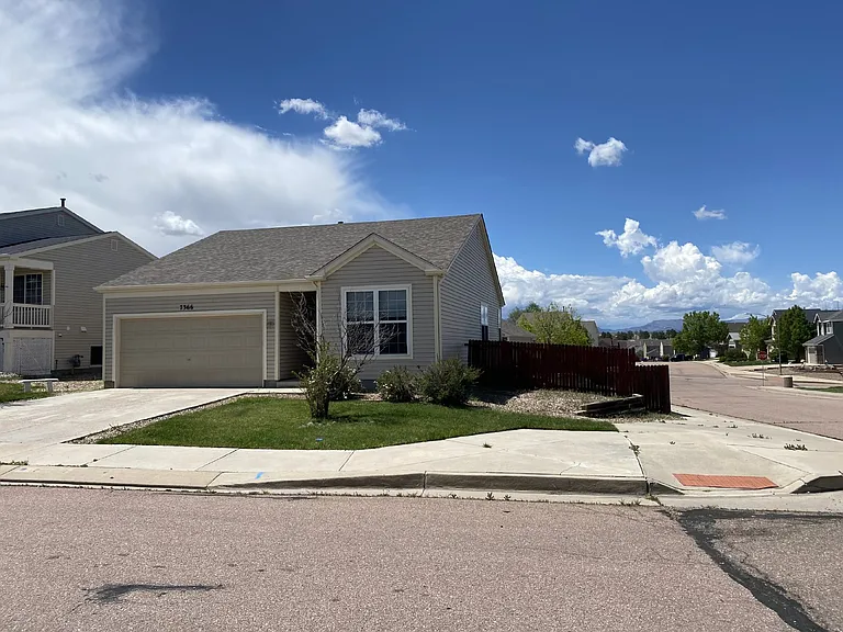 7366 Brush Hollow Dr — Photo 11