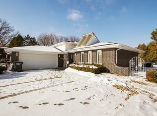 18932 Barbara Ct, Lansing, IL 60438