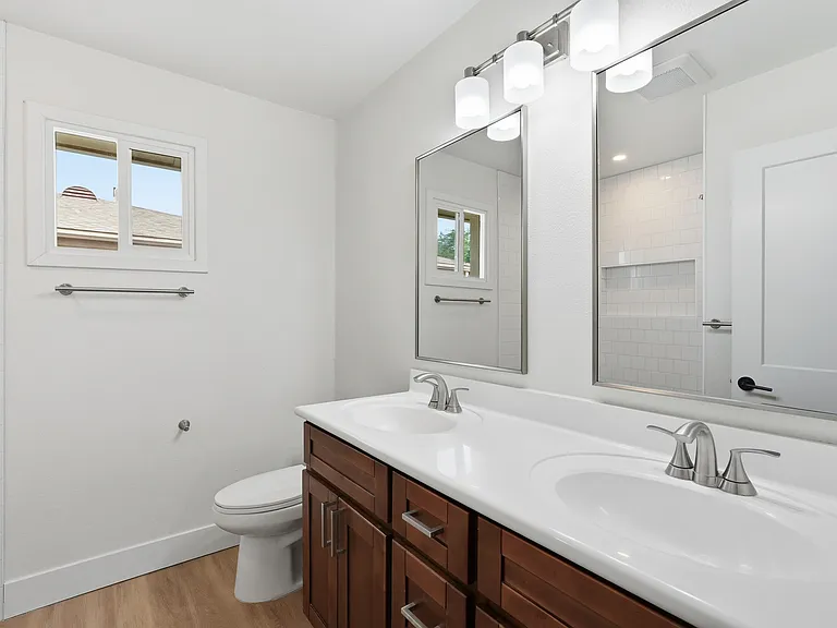 1034 E Hermosa Dr — Photo 18