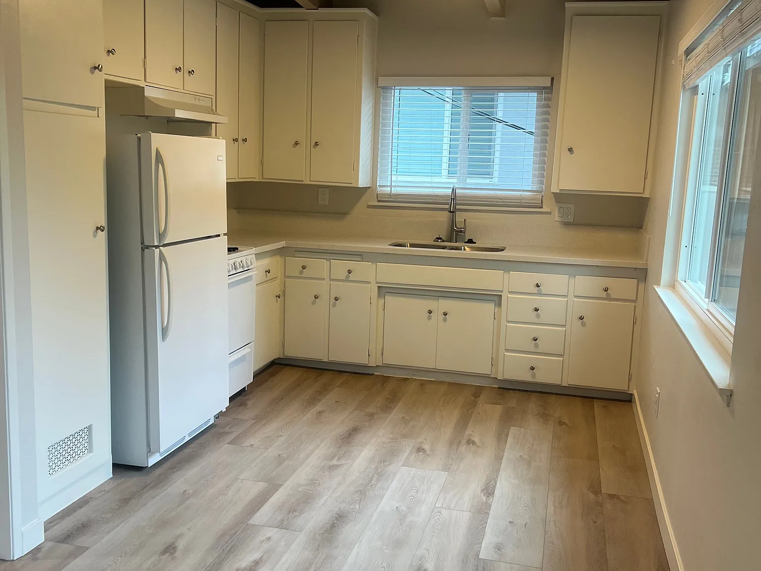 603 Johnson Ave — Photo 3