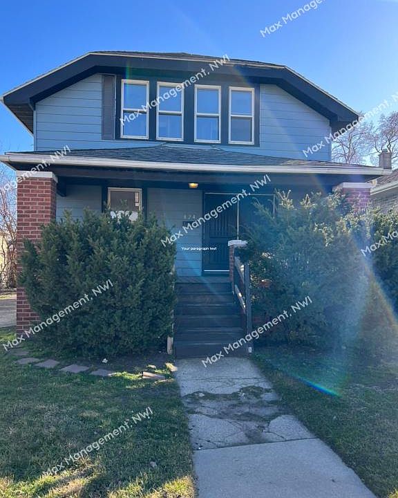 1st image of 824 Merrill St