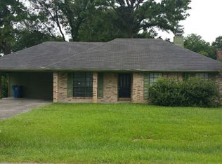 313 Martin Oaks Dr, Lafayette, LA 70501