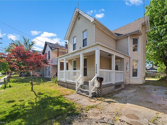 3rd image of 3006 Daisy Ave