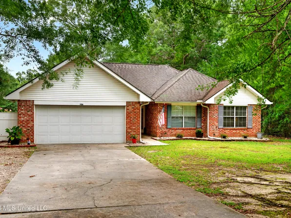 106 Sherwood Dr, Carriere, MS 39426