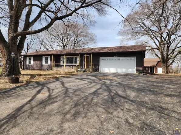 4410 NW 46th St, Topeka, KS 66618