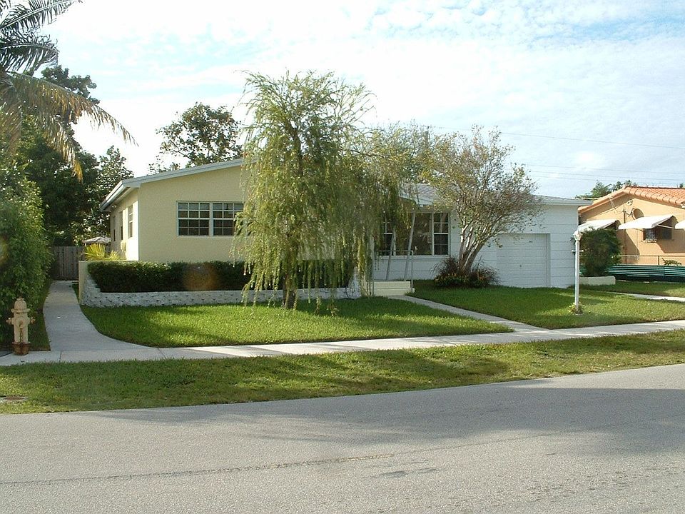 1900 SW 84th ave Miami