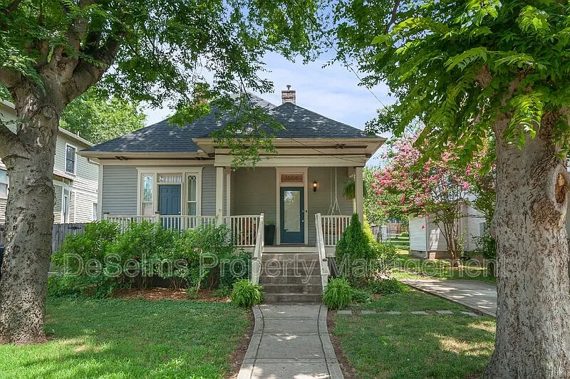 1035 Sharpe Ave