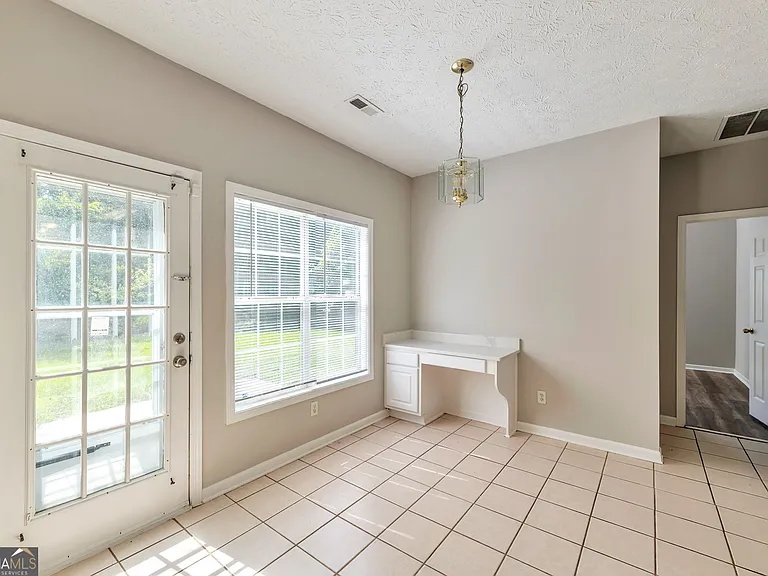 38 Rockport Dr — Photo 6