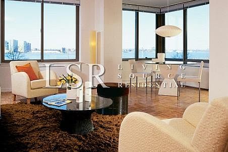 2nd image of 22 River Ter APT 25B