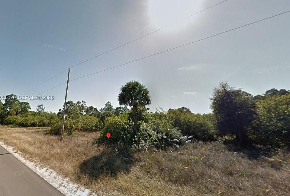 1st image of 1230 Cumming St E