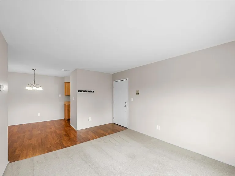 7362 Manor Cir #203 — Photo 17