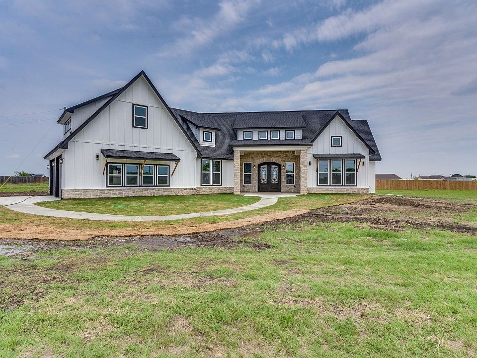 1st image of 6016 Huckleberry Ln