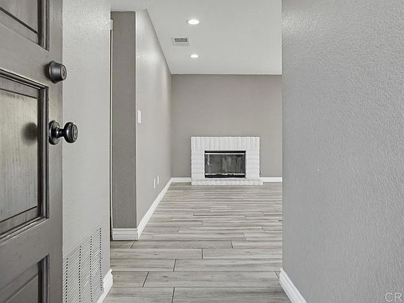 2nd image of 1461 Ronda Pl
