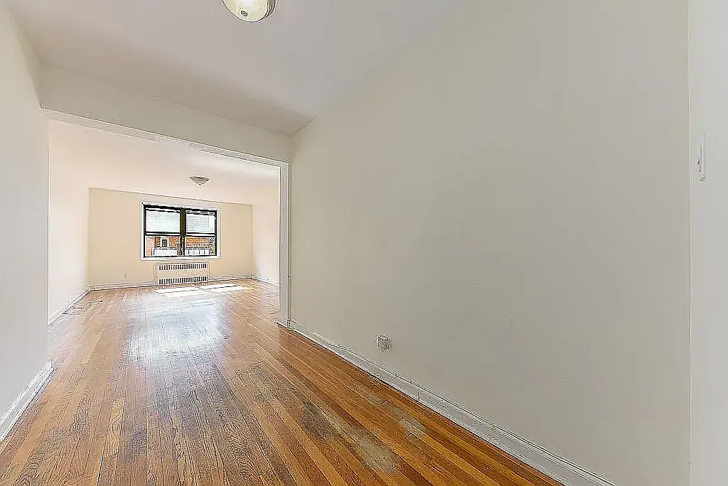 34-15 Parsons Boulevard — Photo 1
