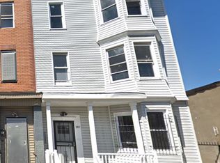 301 Orange St, Newark, NJ 07103