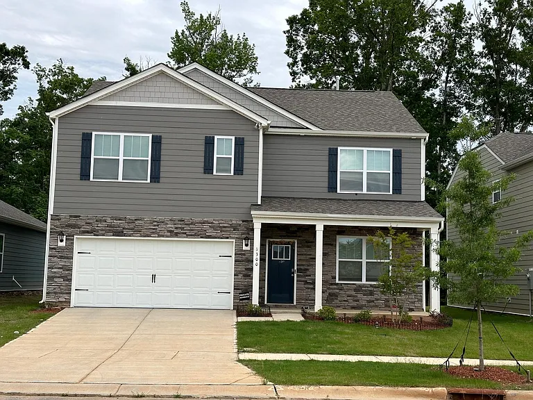 1300 Secrest Commons Dr — Photo 1