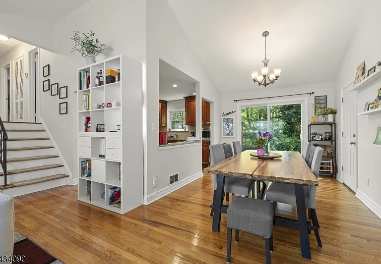 28 Ethan Dr — Photo 11