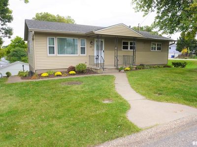159 4th St, Silvis, IL, 61282