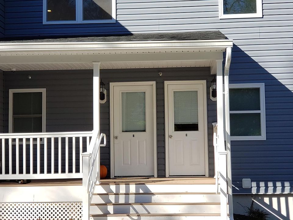 Front porch entrance