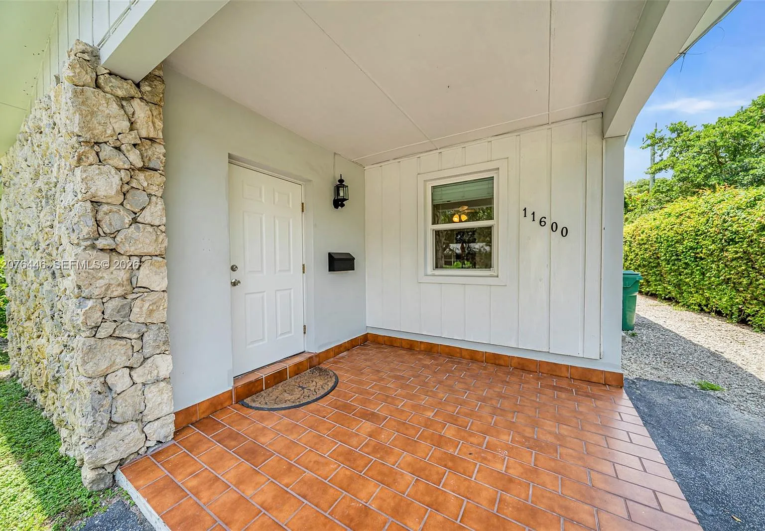 Suniland Terrace — Photo 2