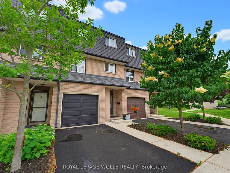 138 Blackhorne Dr #4 — Photo 1