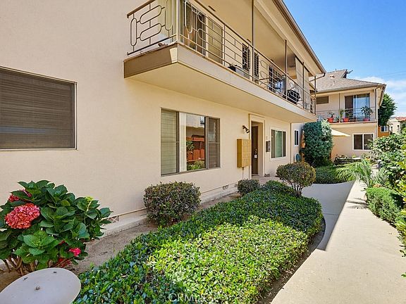 3rd image of 2060 E 3rd St APT 3