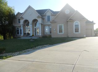 11604 Bay Cir, Papillion, NE 68133