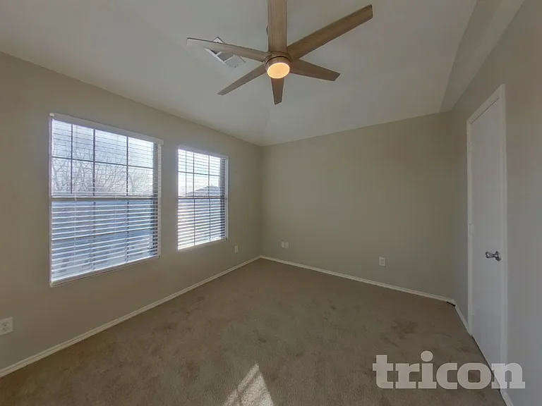 5825 Show Master Ln — Photo 16