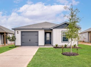 8321 White Wolf Trl, Ponder, TX 76259