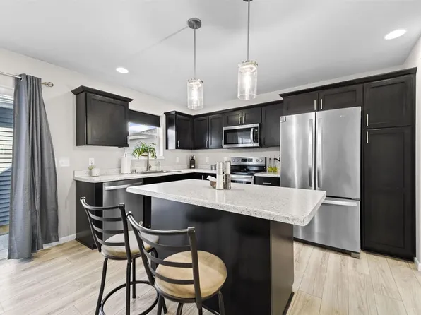 2908 S Syene Rd, Fitchburg, WI 53711