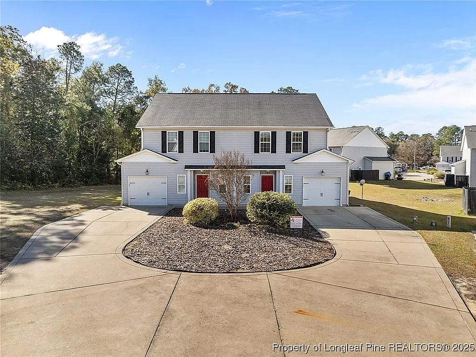 1st image of 122 Sherman Ct #122
