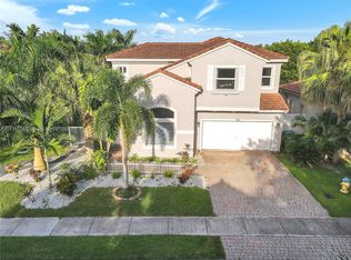 1925 NW 75th Way, Pembroke Pines, FL 33024