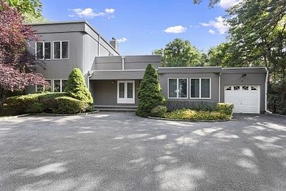 1st image of 9 Eagle Close