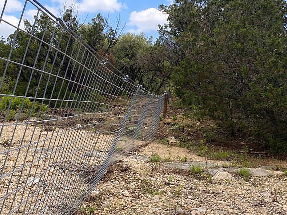 3rd image of 18553 & 18551 Bandera Rd.