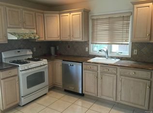 1448 River Rd, Edgewater, NJ 07020