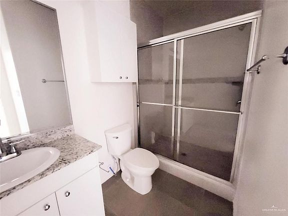 5th image of 901 E Redbud Ave #407